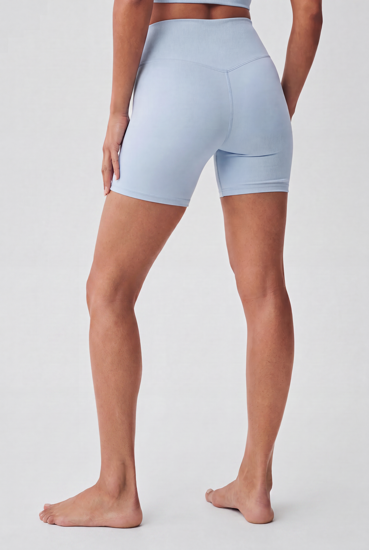 V-waist shorts