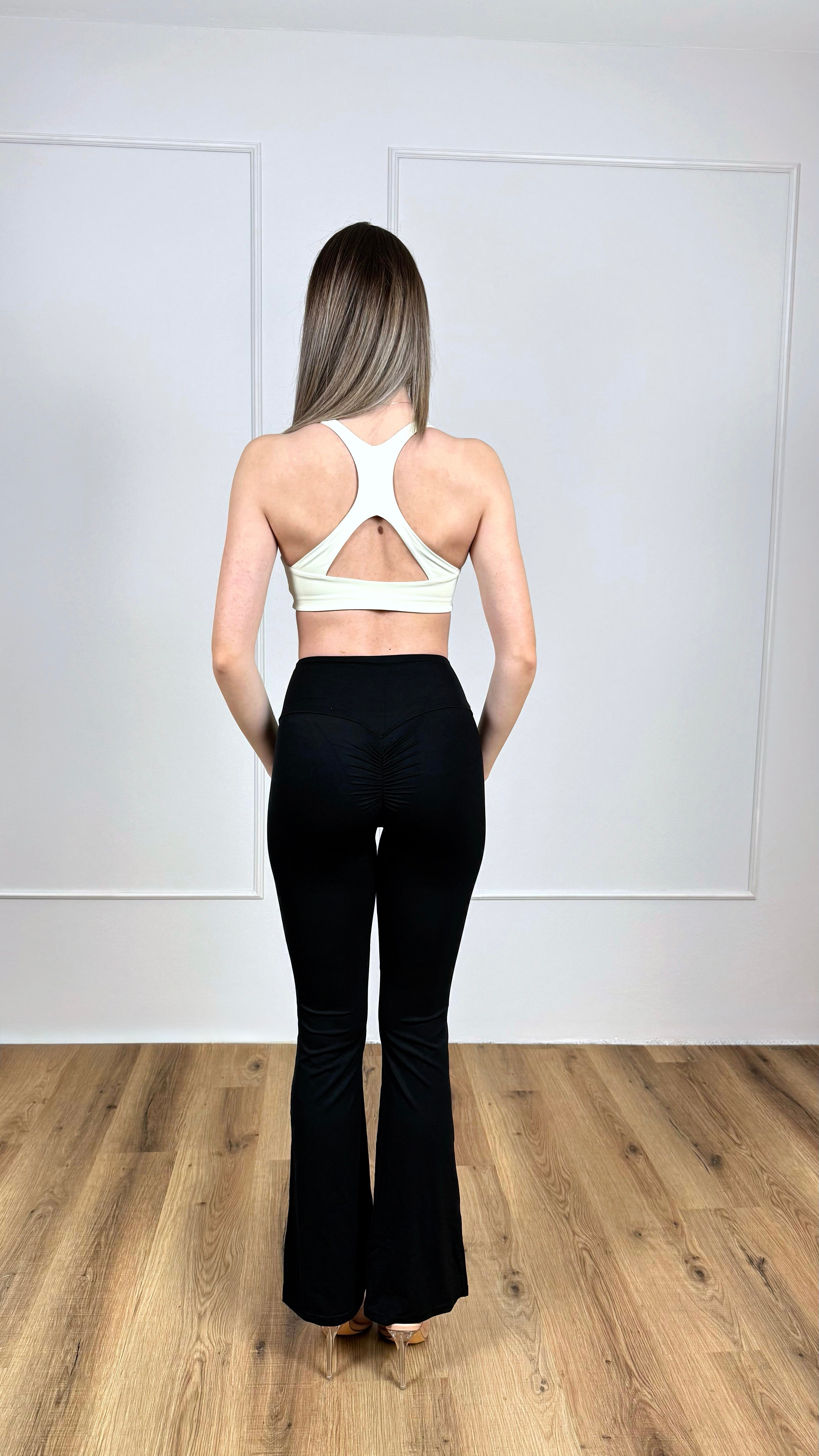 Push-Up Flared Legging